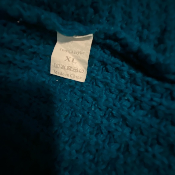 Teal sweater. Asymmetrical Neckline with button details. - Picture 2 of 3